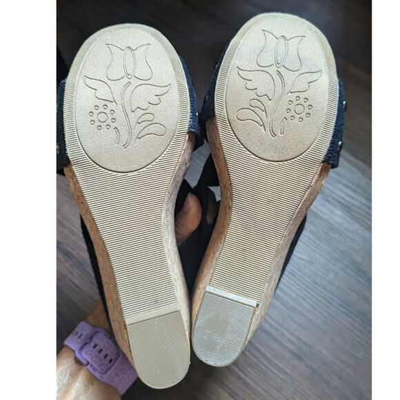 White Mountain Banner Black Cork Wedges Stretchy Upper - 3.5 inch Heel Size 7.5M - Picture 11 of 11